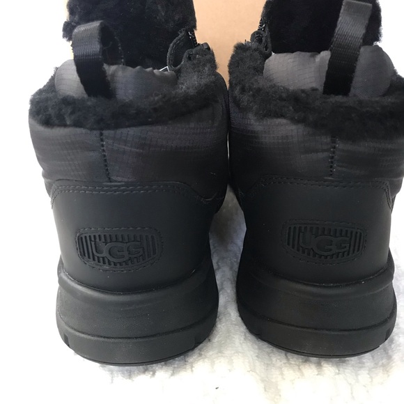 UGG LAKESIDER ZIP PUFF - Picture 6 of 12